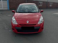 Gebraucht Renault Clio IV 75 PS (55 kW) 2013 Rot Kleinwagen
