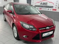 Gebraucht Ford Focus Titanium 116 PS (85 kW) 2011 Rot Limousine