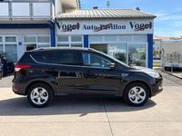 Usado Ford Kuga SYNC Edition 150 HP (110 kW) 2016 Preto SUV