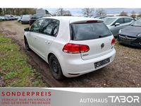 Gebraucht VW Golf VII Match 105 PS (77 kW) 2012 Candyweiß Limousine