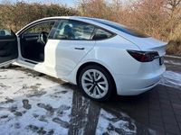 Gebraucht Tesla Model 3 RWD 239 kW (325 PS) 2022 Weiß Limousine