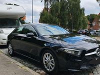 Gebraucht Mercedes A180 116 PS (85 kW) 2020 Schwarz Limousine