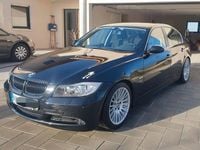 Gebraucht BMW 320 150 PS (110 kW) 2005 Schwarz Limousine