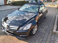 Gebraucht Mercedes E220 AMG 170 PS (125 kW) 2012 Schwarz Cabrio