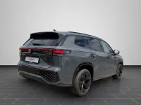 Neu VW Tayron R-line 193 PS (141 kW) 2026 Delfingrau metallic (metallic) SUV