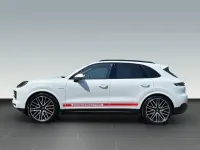 Gebraucht Porsche Cayenne 520 PS (382 kW) 2024 Carraraweißmetallic (metallic) SUV