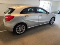 Gebraucht Mercedes A200 Urban 156 PS (114 kW) 2013 Silber Kleinwagen