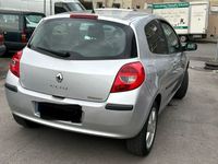 gebraucht Renault Clio III 2 Hand 1.2