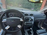 Gebraucht Ford Focus 2005 Grau Limousine