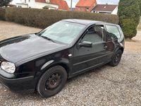 Gebraucht VW Golf 75 PS (55 kW) 2002 Schwarz Coupé