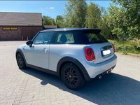 Gebraucht Mini Cooper D 116 PS (85 kW) 2015 Silber Kleinwagen
