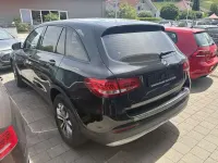 Gebraucht Mercedes GLC250 211 PS (155 kW) 2018 Ung. schwarz  unilack SUV