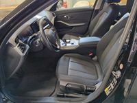 Gebraucht BMW 330e Advantage 252 PS (185 kW) 2022 Schwarz Limousine