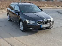 Gebraucht Skoda Superb 170 PS (125 kW) 2013 Schwarz Kombi