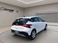 Gebraucht Hyundai i20 Select 101 PS (74 kW) 2025 Atlas white Kleinwagen