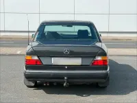 Gebraucht Mercedes E230 136 PS (100 kW) 1990 Braun Limousine