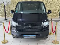 Gebraucht VW Multivan 150 PS (110 kW) 2021 Schwarz Van / Kleinbus