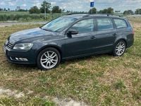 Usata VW Passat 140 CV (102 kW) 2012 Grigio Station wagon