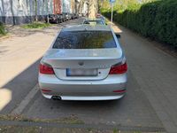 Second-hand BMW 525 218 CP (160 kW) 2005 Argintiu Berlinǎ