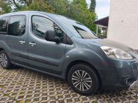 Gebraucht Peugeot TePee 110 PS (80 kW) 2012 Grau Kombi