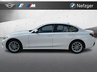 Gebraucht BMW 318 Advantage 156 PS (114 kW) 2022 Alpinweiss 3 Limousine