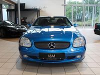 Gebraucht Mercedes SLK320 218 PS (160 kW) 2000 Blau Cabrio