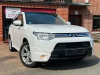 Gebraucht Mitsubishi Outlander Intense 150 PS (110 kW) 2015 Weiß SUV