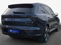 Używany Volvo EX30 Plus 200 kW (272 KM) 2025 Niebieski SUV