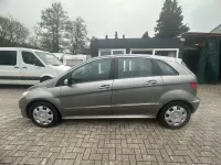 Gebraucht Mercedes B200 140 PS (102 kW) 2006 Grau Van / Kleinbus