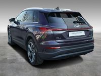 Gebraucht Audi Q4 e-tron Basis 150 kW (204 PS) 2023 J6 auroraviolett metallic SUV