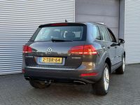 Gebraucht VW Touareg Highline 333 PS (244 kW) 2011 Grau SUV