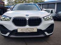 Używany BMW X1 Performance 220 KM (161 kW) 2022 Biały SUV