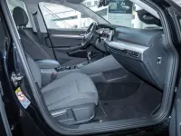 Gebraucht VW Golf VIII Move 150 PS (110 kW) 2023 Deep black perleffekt Limousine
