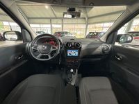 gebraucht Dacia Lodgy TCe100 Comfort 7-Si Navi Klima RfK Sitzh.