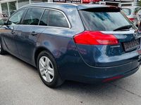 Gebraucht Opel Insignia Edition 131 PS (96 kW) 2009 Blau Kombi