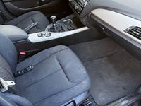 Gebraucht BMW 116 Advantage 109 PS (80 kW) 2015 Schwarz Kleinwagen