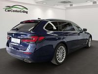 Gebraucht BMW 520 204 PS (150 kW) 2022 Tansanitblau Kombi