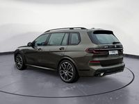 Neu BMW X7 352 PS (258 kW) 2026 Grau SUV