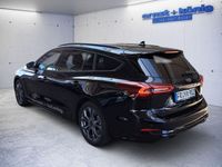 Gebraucht Ford Focus ST-Line X 125 PS (91 kW) 2024 Agate black metallic Kombi