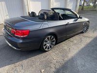 Gebraucht BMW 320 Cabriolet 170 PS (125 kW) 2007 Grau Cabrio