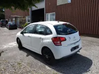 Gebraucht Citroën C3 SELECTION 82 PS (60 kW) 2013 Weiß Limousine