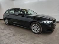 Gebraucht BMW 320 Shadowline 190 PS (139 kW) 2024 Schwarzkeine angabe Kombi
