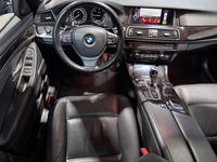 Gebraucht BMW 520 190 PS (139 kW) 2016 Black sapphire metallic Limousine