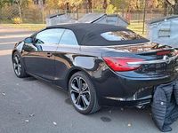 Second-hand Opel Cascada 170 CP (125 kW) 2015 Negru Cabrio