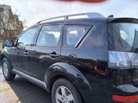 Gebraucht Mitsubishi Outlander Invite 140 PS (102 kW) 2007 Pantherschwarz (p) SUV