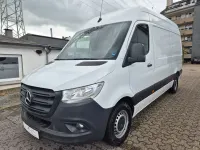 Używany Mercedes Sprinter 143 KM (105 kW) 2020 Biały Van