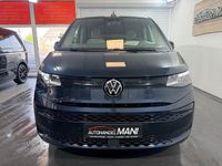 Second-hand VW Multivan Basis 150 CP (110 kW) 2024 Albastru Monovolum