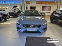 Gebraucht Volvo V60 Core 253 PS (186 kW) 2023 728 thunder grey metallic Kombi