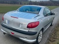 Gebraucht Peugeot 206 CC 136 PS (100 kW) 2002 Silber Cabrio