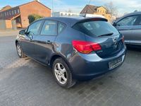 Gebraucht Opel Astra Edition 116 PS (85 kW) 2010 Blau Limousine